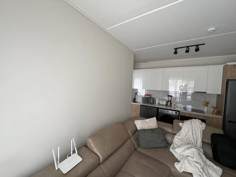 To Let 1 Bedroom Property for Rent in Richwood Western Cape